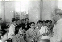 Tư tưởng Hồ Chí Minh về “lấy dân làm gốc” soi sáng công tác dân vận hiện nay