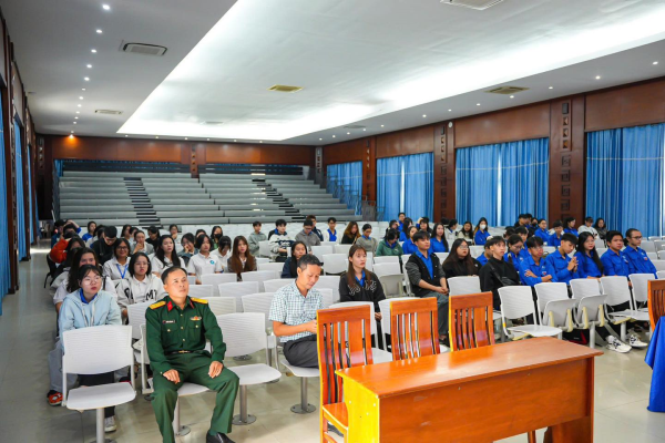 🌟SINH VIÊN TRƯỜNG ĐẠI HỌC NHA TRANG NGHE BÁO CÁO THỜI SỰ CHUYÊN ĐỀ “QUÂN ĐỘI VIỆT NAM ANH HÙNG” 🌟