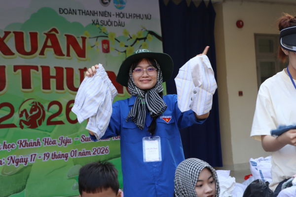 Gian hàng 0 đồng – Trao đi yêu thương, nhận lại nụ cười