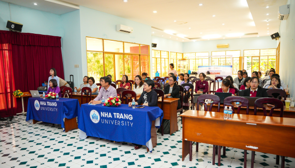 KHAI MẠC KHÓA TẬP HUẤN TRAINER OF TRAINERS (TOT) VỀ KHỞI NGHIỆP ĐỔI MỚI SÁNG TẠO TẠI TRƯỜNG ĐẠI HỌC NHA TRANG CHO ĐỘI NGŨ GIẢNG VIÊN, VIÊN CHỨC TRẺ