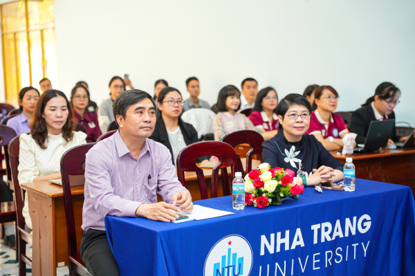 KHAI MẠC KHÓA TẬP HUẤN TRAINER OF TRAINERS (TOT) VỀ KHỞI NGHIỆP ĐỔI MỚI SÁNG TẠO TẠI TRƯỜNG ĐẠI HỌC NHA TRANG CHO ĐỘI NGŨ GIẢNG VIÊN, VIÊN CHỨC TRẺ