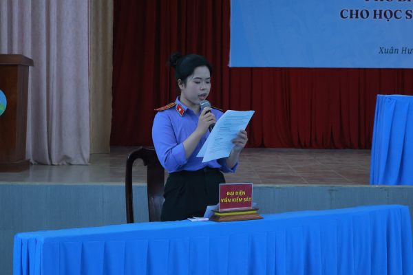 Từ lớp học đến phòng xử án: Trải nghiệm “phiên tòa giả định” thu hút học sinh Lâm Đồng