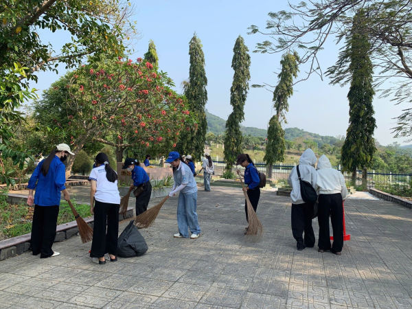 “NGÀY CHỦ NHẬT XANH” 2026: HÀNH TRÌNH TRI ÂN VÀ LAN TỎA TRÁCH NHIỆM CỦA SINH VIÊN NTU