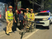 CSGT Quảng Trị giúp thiếu niên đi lạc hơn 150km về với gia đình