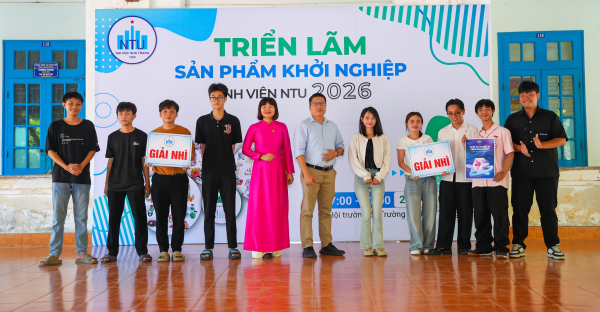 Khai mạc Triển lãm giới thiệu dự án/sản phẩm khởi nghiệp của giảng viên, sinh viên năm học 2025 – 2026 tại Trường Đại học Nha Trang