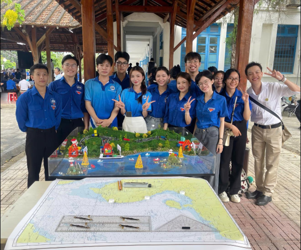 Sa bàn hàng hải mô phỏng tuyến hàng hải ven bờ và kết nối liên vùng Việt Nam