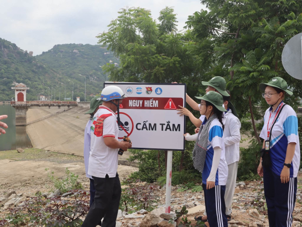 KHÉP LẠI HÀNH TRÌNH MÙA HÈ XANH SEB 2026 – LAN TỎA YÊU THƯƠNG, CỐNG HIẾN VÀ TRÁCH NHIỆM VÌ CỘNG ĐỒNG