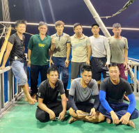 Nhóm ngư dân Thanh Hóa kịp thời cứu 8 người gặp nạn trên biển