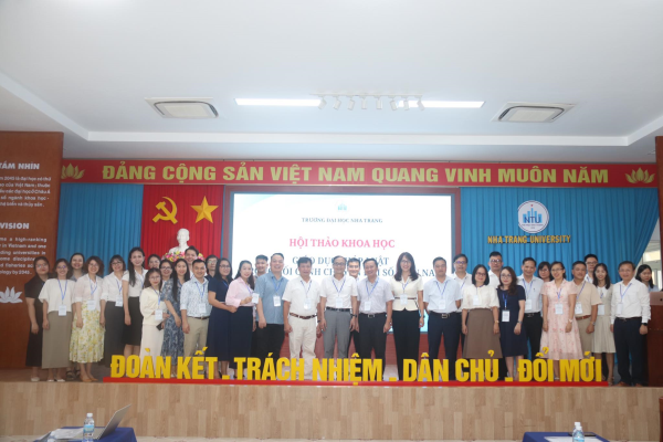 HỘI THẢO "GIÁO DỤC PHÁP LUẬT TRONG BỐI CẢNH CHUYỂN ĐỔI SỐ HIỆN NAY"