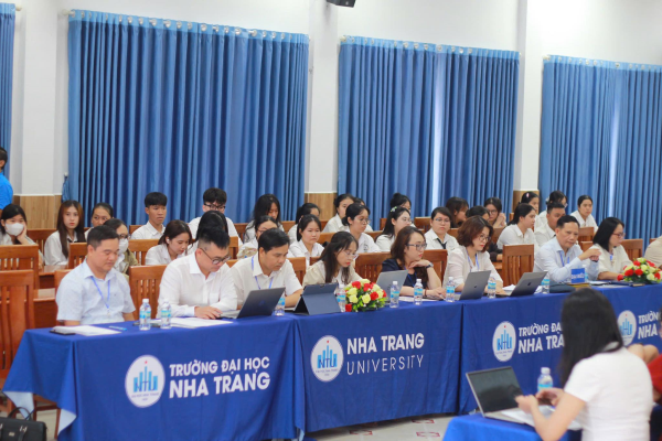 HỘI THẢO "GIÁO DỤC PHÁP LUẬT TRONG BỐI CẢNH CHUYỂN ĐỔI SỐ HIỆN NAY"