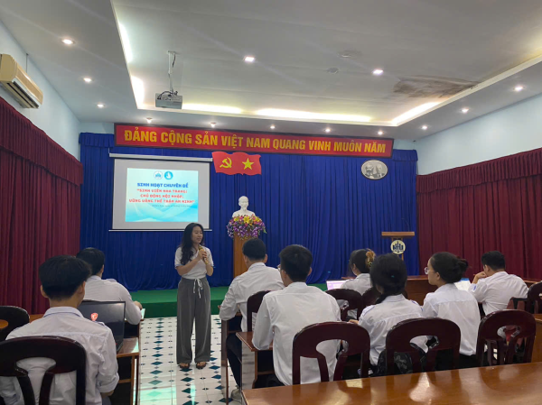 SINH HOẠT CHUYÊN ĐỀ: “SINH VIÊN NHA TRANG: CHỦ ĐỘNG HỘI NHẬP, VỮNG VÀNG THẾ TRẬN AN NINH”