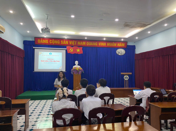 SINH HOẠT CÂU LẠC BỘ SINH VIÊN 5 TỐT CẤP TỈNH "CHIA SẺ HÀNH TRÌNH NGHIÊN CỨU KHOA HỌC" VÀ "CHIA SẺ BÍ QUYẾT SINH VIÊN 5 TỐT"